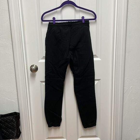 š„TALENTLESSā- IāM STAYING HOMEā SWEATPANTSš„ - Picture 5 of 5